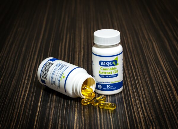 Baked Edibles – CBD Extract In MCT Oil Capsules 10mg or 20mg | Budmail Canada