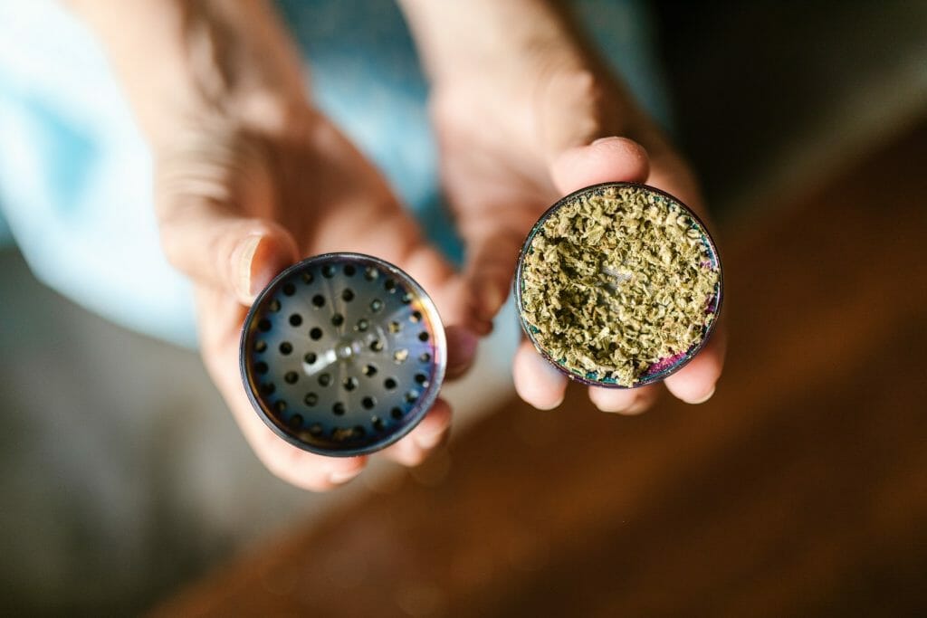 Different Ways to Keep Your cannabis Products Fresh at All Times | Budmail Canada | Budmail Canada